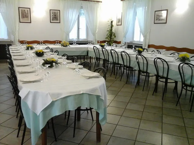 Ristorante L'Incontro Strada di Pontelungo 94 60131 Ancona (AN)