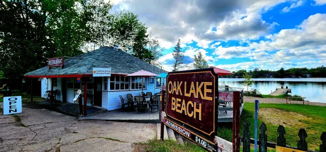 Oak Lake Cottages and Resort