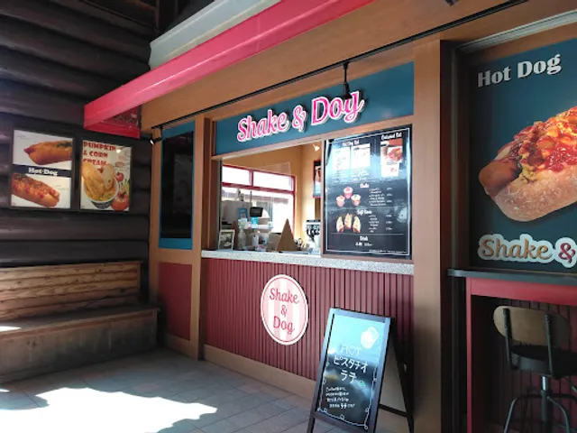 Shake & Dog