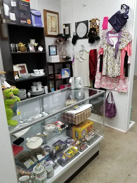 Mable Sophie Berg Flea Market