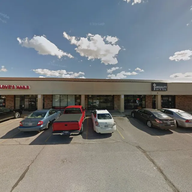 Kickapoo Plaza Shopping Center