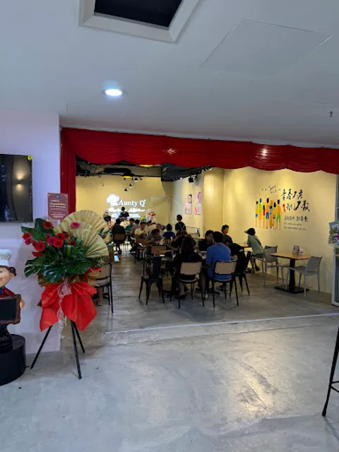 Aunty Q Recipes Kitchens ( Island 88 )