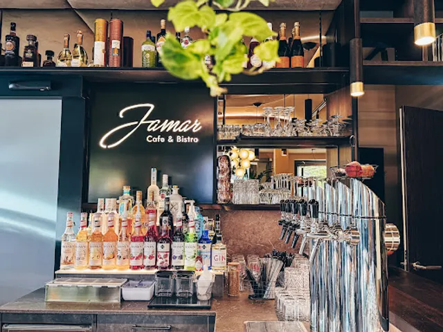 Jamar - Cafe & Bistro