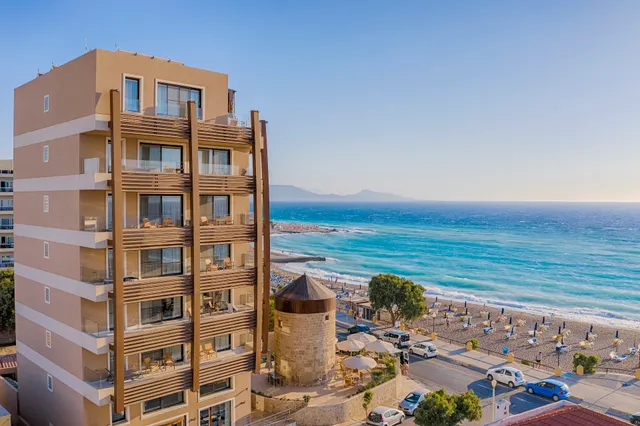 Bellevue On The Beach Suites