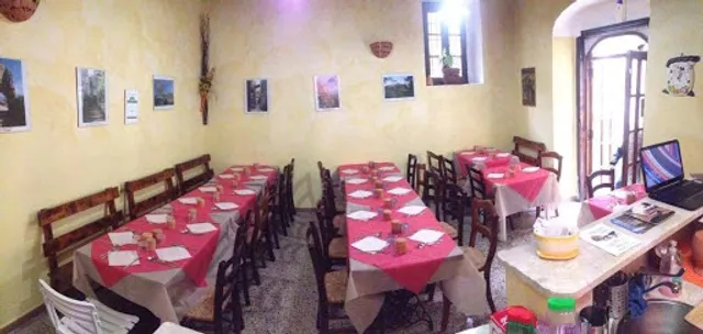 Antica Osteria Del Borgo