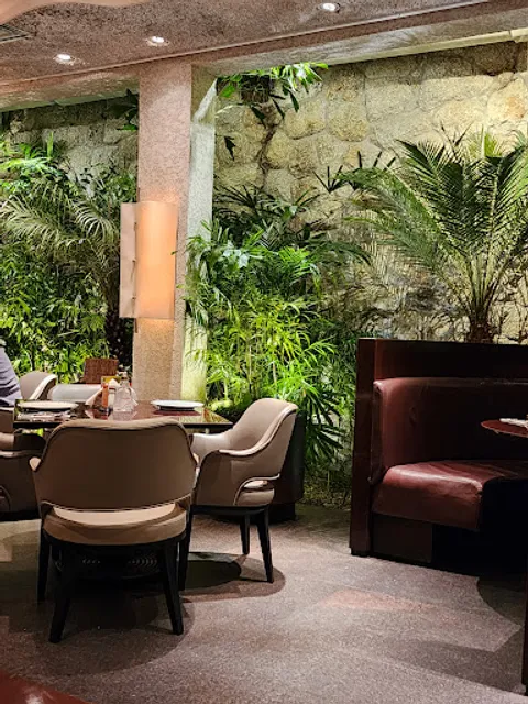 Almanara Oscar Freire