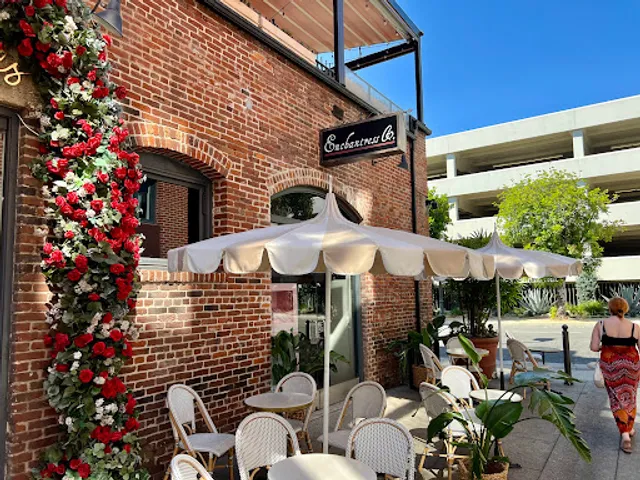 Roll Factory by Straycat Kitchen