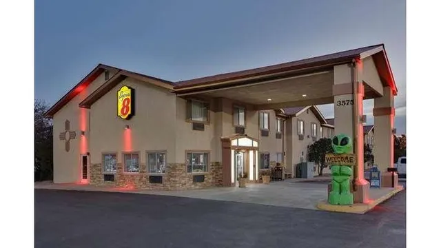 Super 8 by Wyndham Roswell