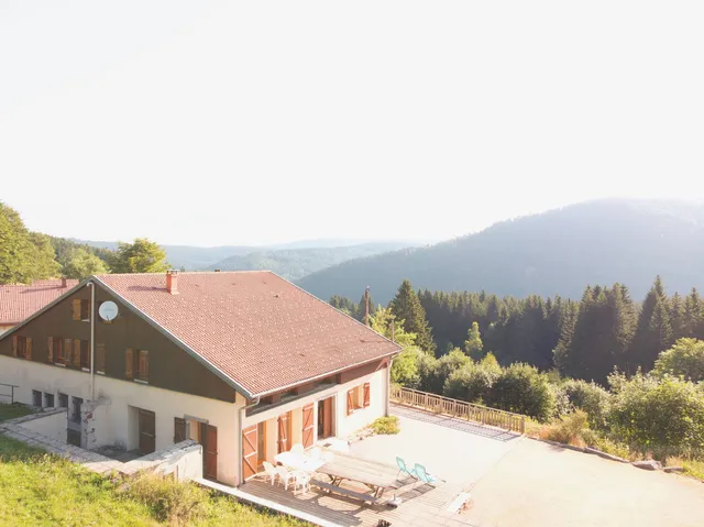 Gîtes "Les Plombes Gîtes Les Plombes : Chalet grande capacité, location de vacances (Gerardmer, Vosges)