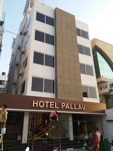 Hotel Pallav