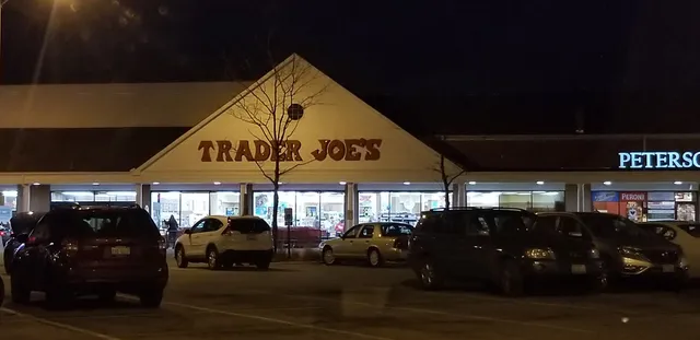 Naperville Plaza Shopping Center