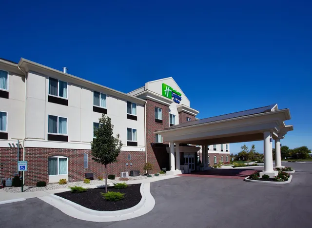 Holiday Inn Express & Suites Portland by IHG