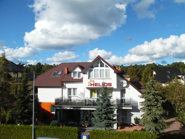 Helios. Pokoje gościnne