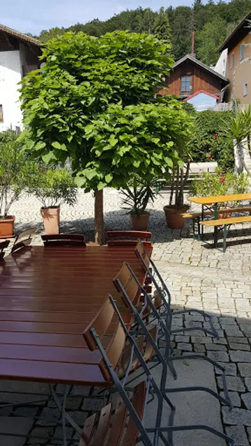 Gasthaus "ZUM RAUSCHER"