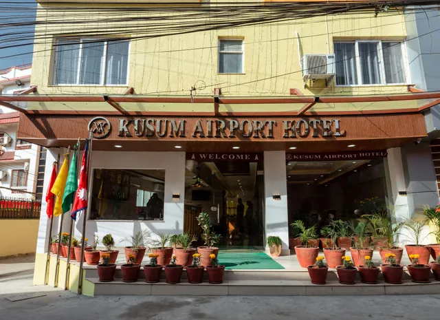 Kusum Airport Hotel