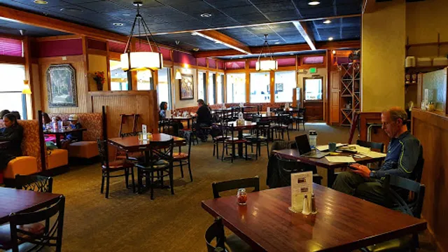 Poppy's Pizza & Grill