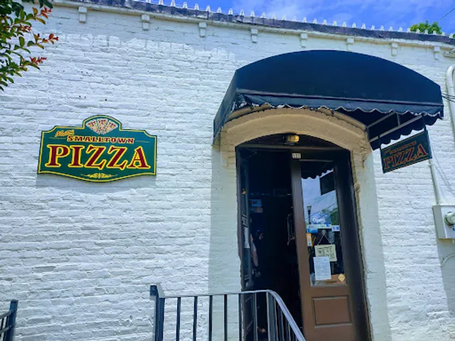 Matt's Smalltown Pizza