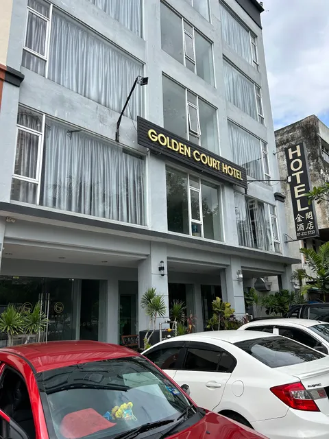 Golden Court Hotel