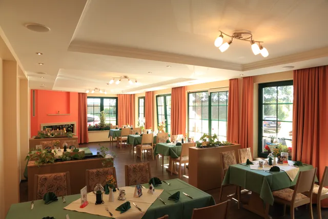 Gasthof & Pension „Zum Himmel“