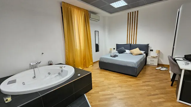 Palace Eight - Suites & Spa