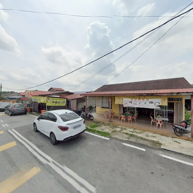 26蒸鱼头面饭馆