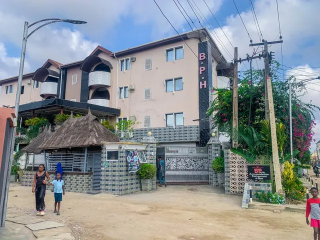 Buckingham Palace Hotel