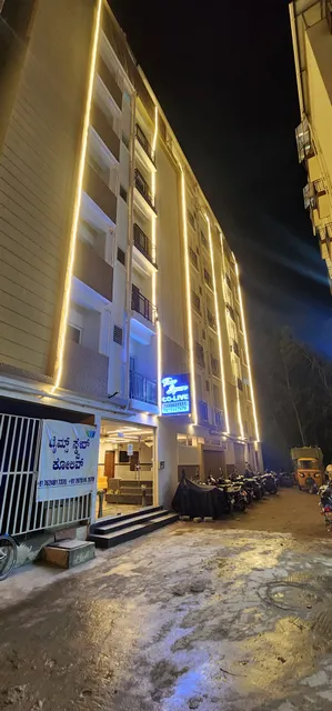 Times Square Co-Live