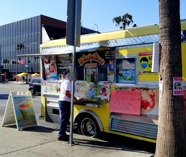 Raspados y Bionicos El Machin