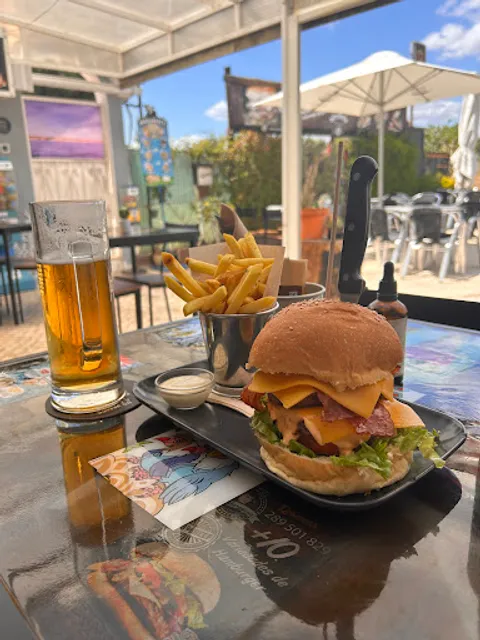 Tania's Hamburgueria