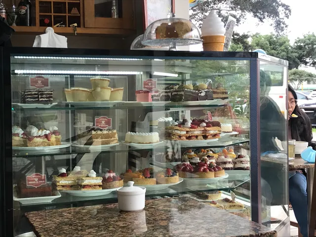 Almendra Restaurante Pasteleria