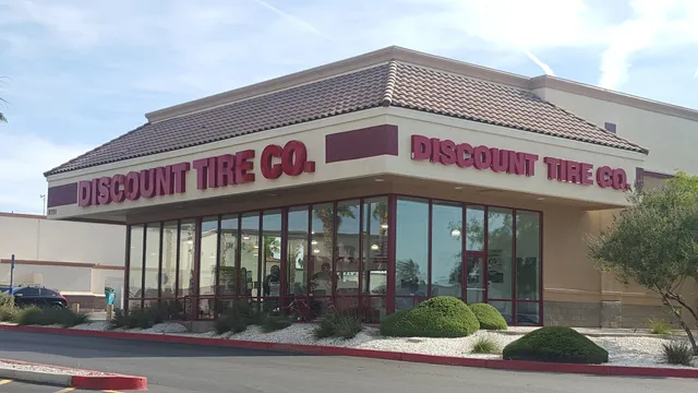 Silverado Ranch Plaza