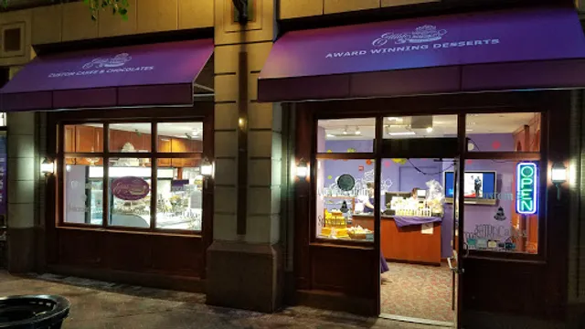 Edibles Incredible Award-Winning Desserts