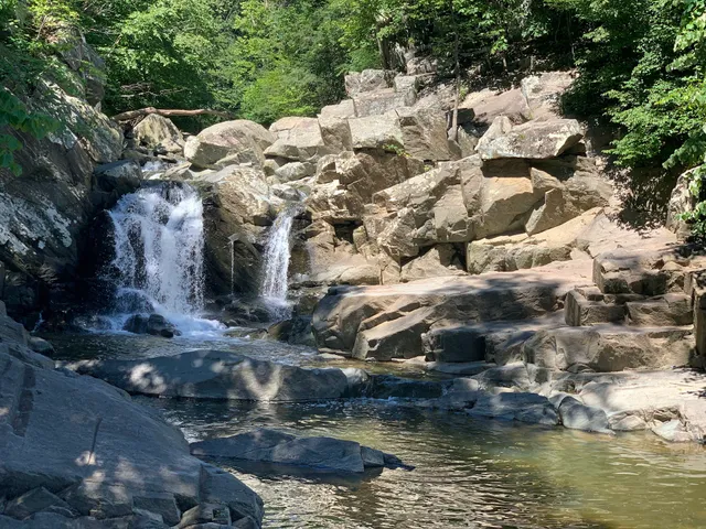 Scott's Run Falls