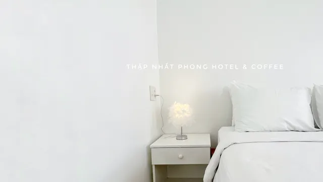 Thập Nhất Phong Hotel & Coffee