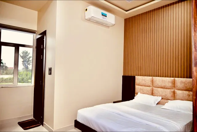 HOTEL RAMESHWARAM