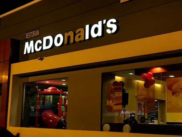 McDonald's Ulu Tiram DT