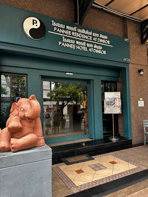 Super OYO 483 Pannee Hotel Khaosan