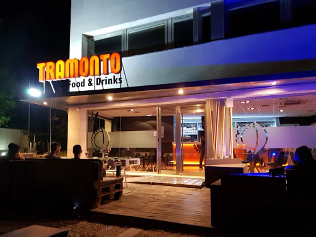 Tramonto - Food & Drinks