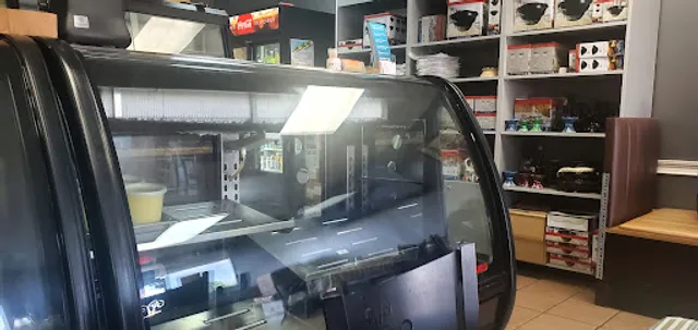 El Malecon Restaurant Bar & Grill