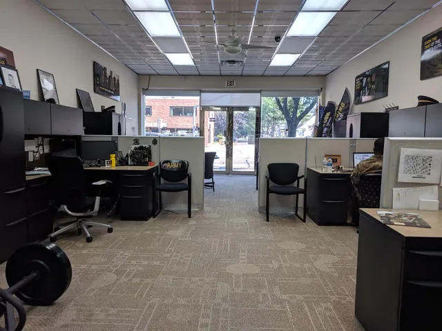 US Army Recruiting University Gardens Office