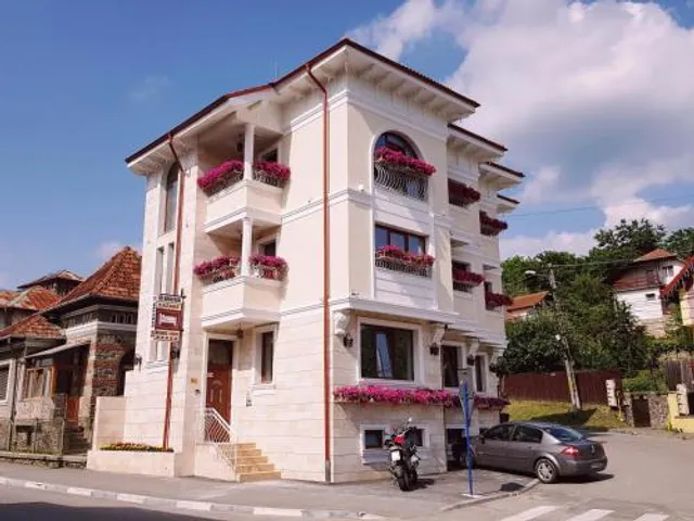 Pensiunea GEOSTAR ~ 1