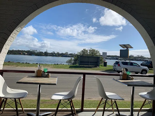 The Point Cafe Restaurant