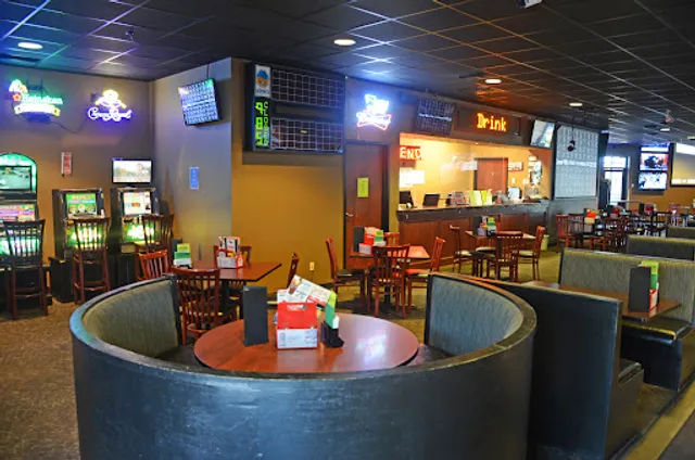 DJ's Dugout Sports Bar