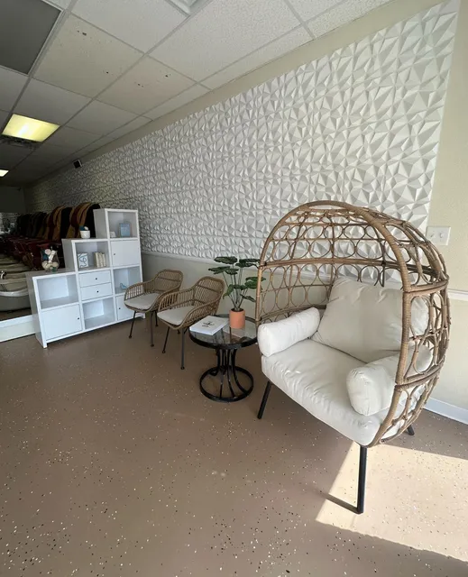 Carolina Luxe - Nails & Spa