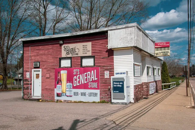St's General Store