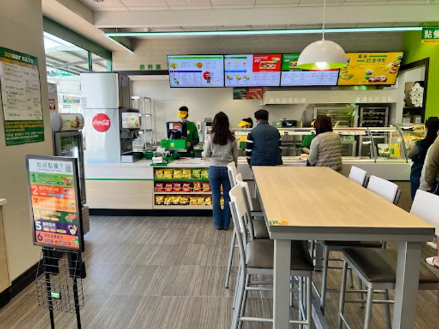 SUBWAY頭份信東餐廳
