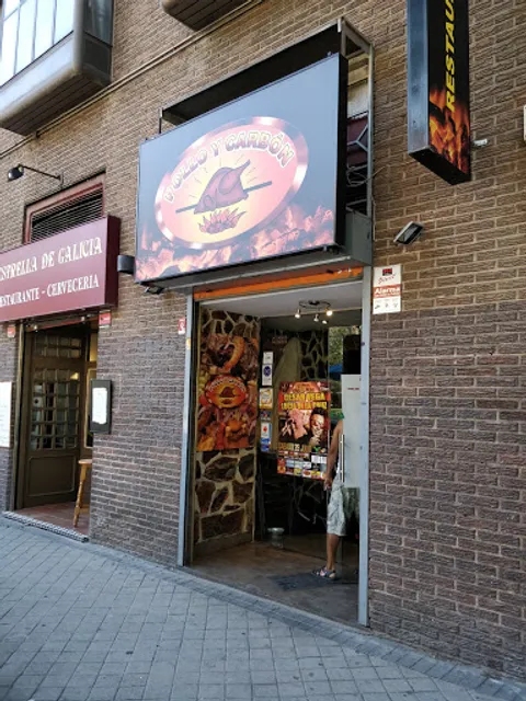 Pollo y Carbón - Conde Casal