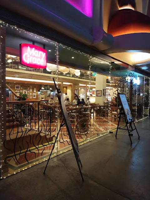 Cafe Mary Grace - Okada