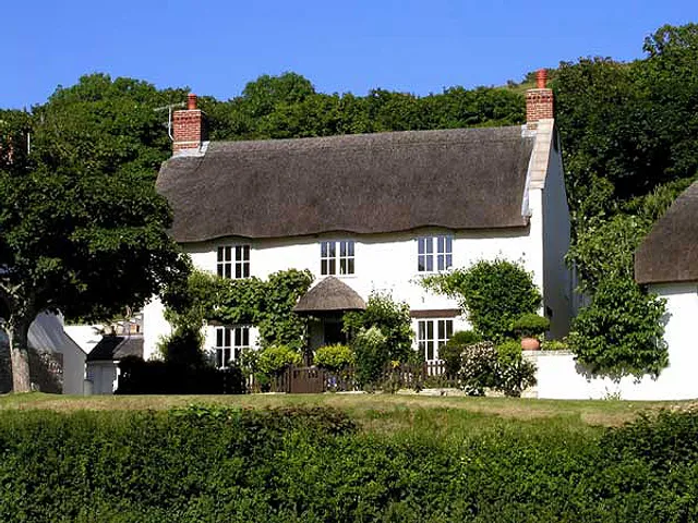 Breach House Lulworth Cove