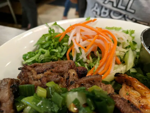 CreAsian Wok 'n Roll